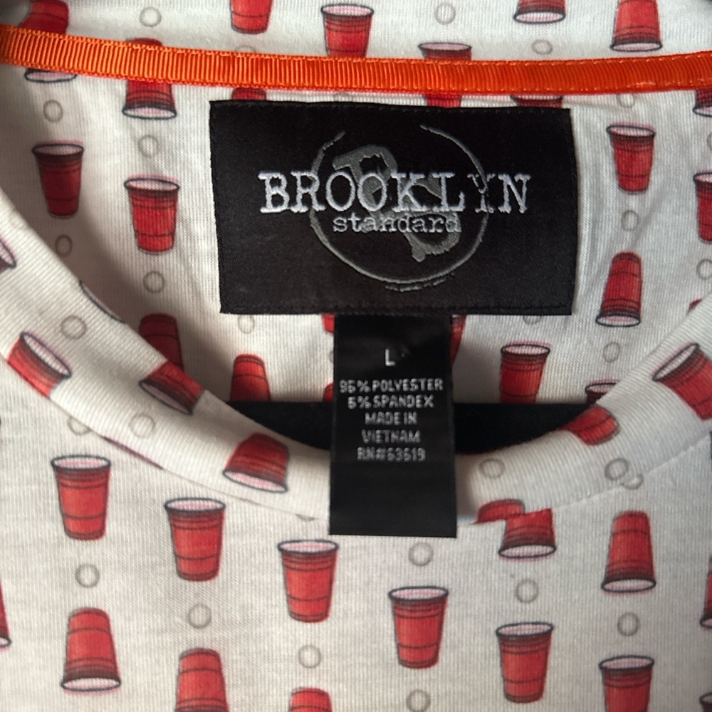 BeerPong Shirt 🍻 - Picture 4 of 5